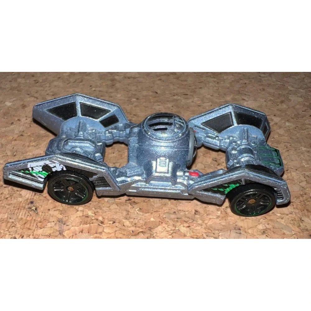 Hot Wheels TIE Fighter Star Wars Character Car Kids Silver Excellent Diecast Toy